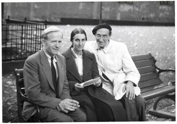 SACs kongress 1953, från vänster: Nisse Lätt, Renée Lamberet och Ivan Faludi.