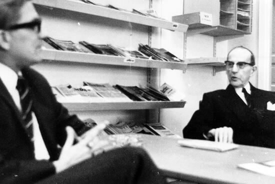 Frans Severin (till höger) och Ahto Uisk tidningen Arbetarens chefredaktörer 1922-1928 respektive 1968-1983 (publicerad i Arbetaren 9-70).
